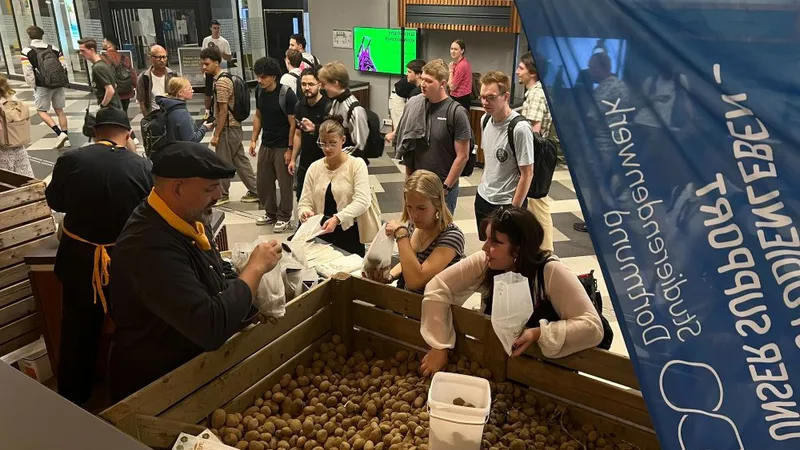 2026.05.28 Aktionstag Rettet die Knolle  1 Foto Stefanie Kortmann Studierendenwerk_kl2