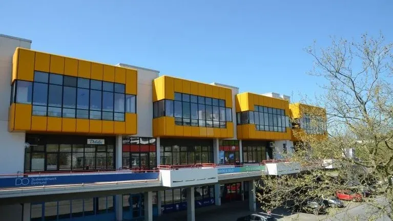 Mensagebäude